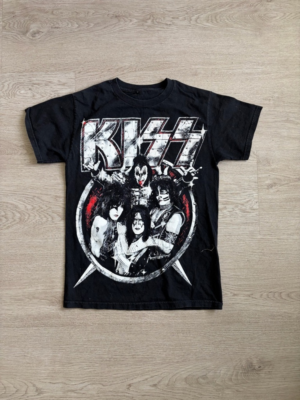 Kiss Black Graphic Band Tee with White and Red Artwork 2013
